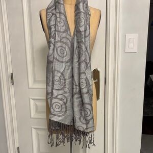 Gray Patterned Scarf with Fringe